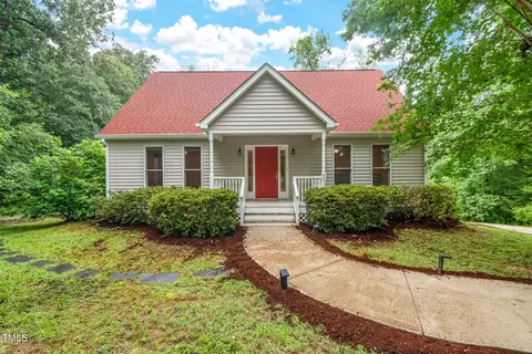 9903 Oak Hollow Rd, Chapel Hill, NC 27516
