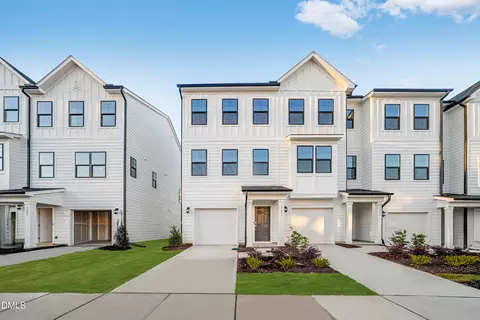 3611 Elm Grove Ln, Raleigh, NC 27604