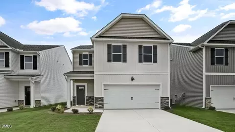 133 Chapel St, Fuquay Varina, NC 27526