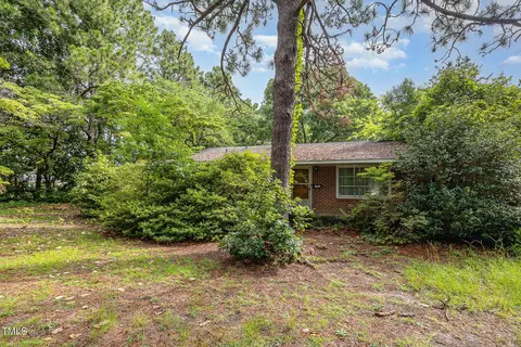 4402 Bluff St, Fayetteville, NC 28311