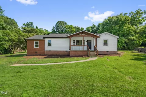1907 Wilkins St, Burlington, NC 27217