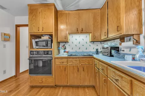Kitchen - 128 Chris Ct, Garner, NC 27529 photo 2 of 5