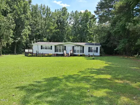 559 Wilson Jones Rd, Clayton, NC 27520