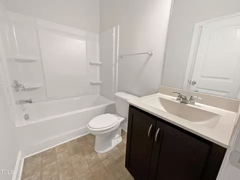Bath - 8352 Cannon Grove Dr, Willow Spring, NC 27592 photo 2 of 3