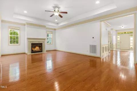308 Harkness Cir, Durham, NC 27705 photo 8