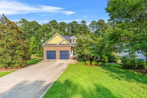 308 Harkness Cir, Durham, NC 27705 photo 2
