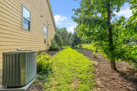308 Harkness Cir, Durham, NC 27705 photo 46