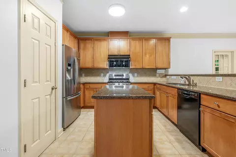 308 Harkness Cir, Durham, NC 27705 photo 14