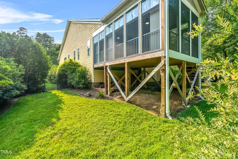 308 Harkness Cir, Durham, NC 27705 photo 42