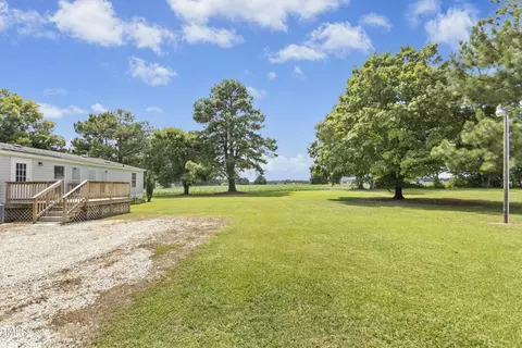 Exterior - 889 Pollock Rd, Kenly, NC 27542 photo 2 of 2