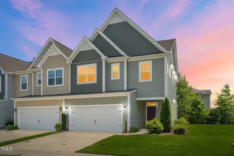 424 Shale Creek Dr, Durham, NC 27703