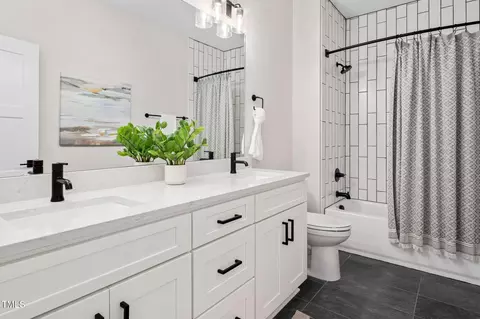Bath - 703 E Markham Ave, Durham, NC 27701 photo 3 of 4