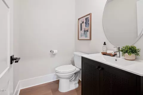 Bath - 703 E Markham Ave, Durham, NC 27701 photo 4 of 4