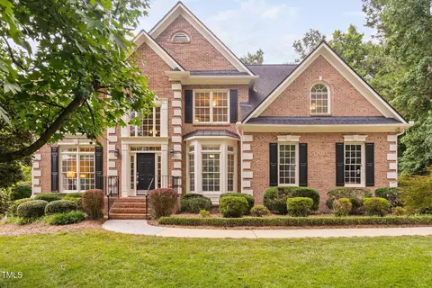 100 Beraneak Ln, Cary, NC 27519