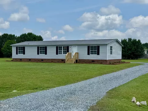54 Greenfield Ct, Dunn, NC 28334