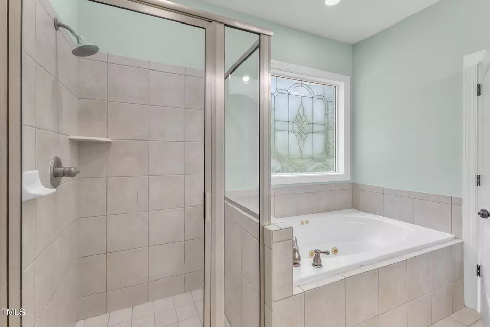 Bath - 2103 Troys Trl, Franklinton, NC 27525 photo 2 of 4