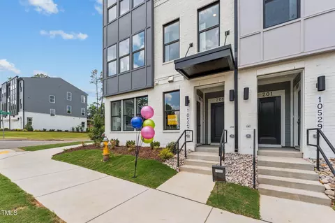10553 Pleasant Branch Dr UNIT 101, Raleigh, NC 27614