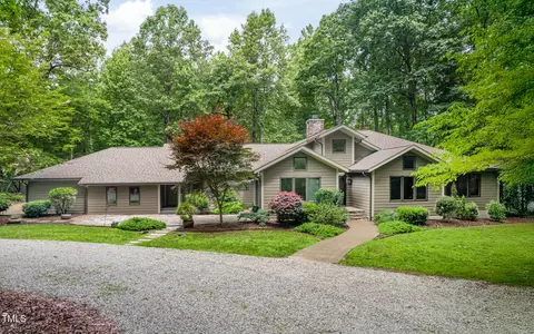 6206 Kims Dr, Hurdle Mills, NC 27541