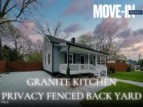 1003 W Anderson St, Selma, NC 27576