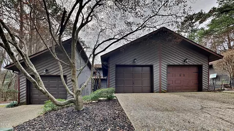 933 Creek Side Run, Fayetteville, NC 28303