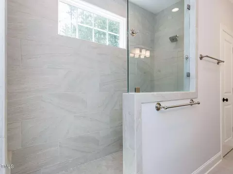 Bath - 3601 Carole Ct, Wake Forest, NC 27587 photo 4 of 9