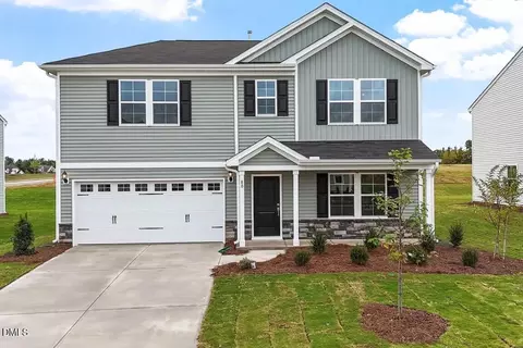 80 Plantation Dr, Youngsville, NC 27596