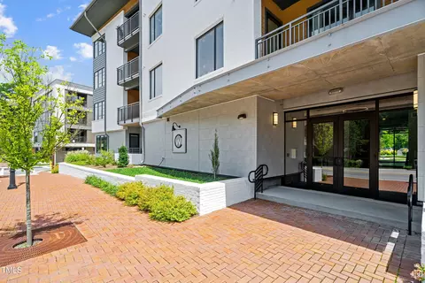 105 Chatham Walk Ln #208, Cary, NC 27511