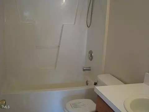 Bath - 4419 Nightfall Ct, Durham, NC 27713 photo 2 of 2