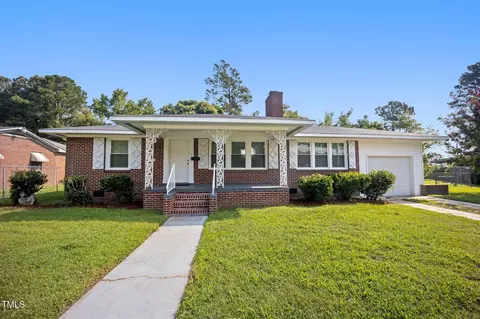 1003 Academy St E, Wilson, NC 27893
