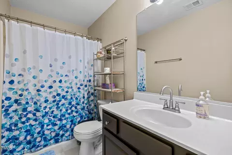 5300 Eolian Ct, Raleigh, NC 27607 photo 10