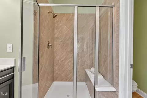 Bath - 135 Shadow Hawk Dr, Durham, NC 27713 photo 3 of 5