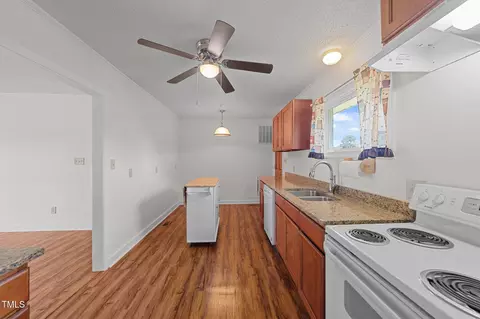 Kitchen - 603 E Hill St, Benson, NC 27504 photo 5 of 5
