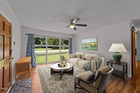 Living - 603 E Hill St, Benson, NC 27504 photo 1 of 5