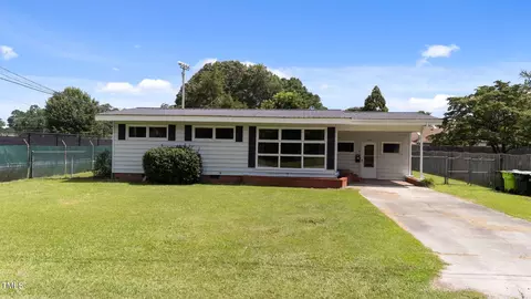 603 E Hill St, Benson, NC 27504