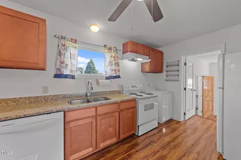 Kitchen - 603 E Hill St, Benson, NC 27504 photo 4 of 5