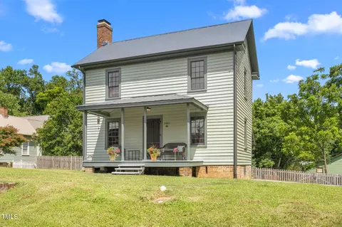 2411 Glencoe St, Burlington, NC 27217