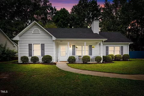 1016 Southbriar Dr, Rocky Mount, NC 27804