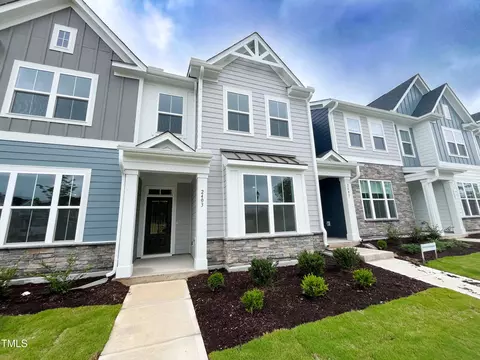 1908 Plott Balsam Dr, Wendell, NC 27591