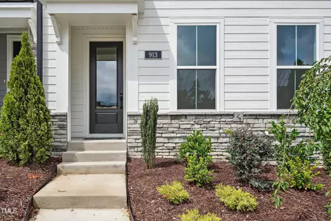 532 Billingshurst Way #214, Knightdale, NC 27545