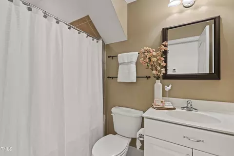 Bath - 5936 Two Pines Trl, Wake Forest, NC 27587 photo 4 of 5