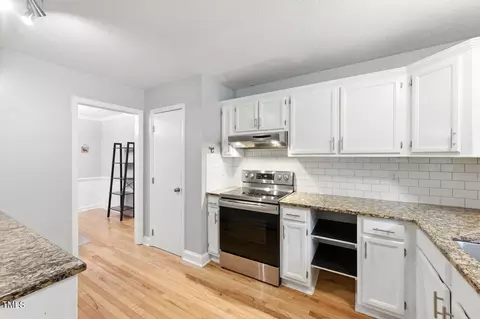 53 Willow Bridge Dr, Durham, NC 27707 photo 5