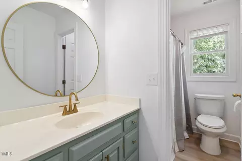 Bath - 116 Agassi Ct, Cary, NC 27511 photo 4 of 4