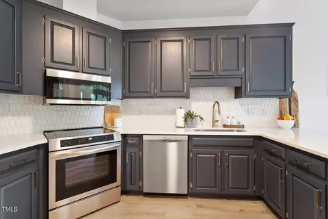 Kitchen - 116 Agassi Ct, Cary, NC 27511 photo 1 of 5