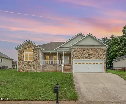 1128 Castle Dr, Graham, NC 27253