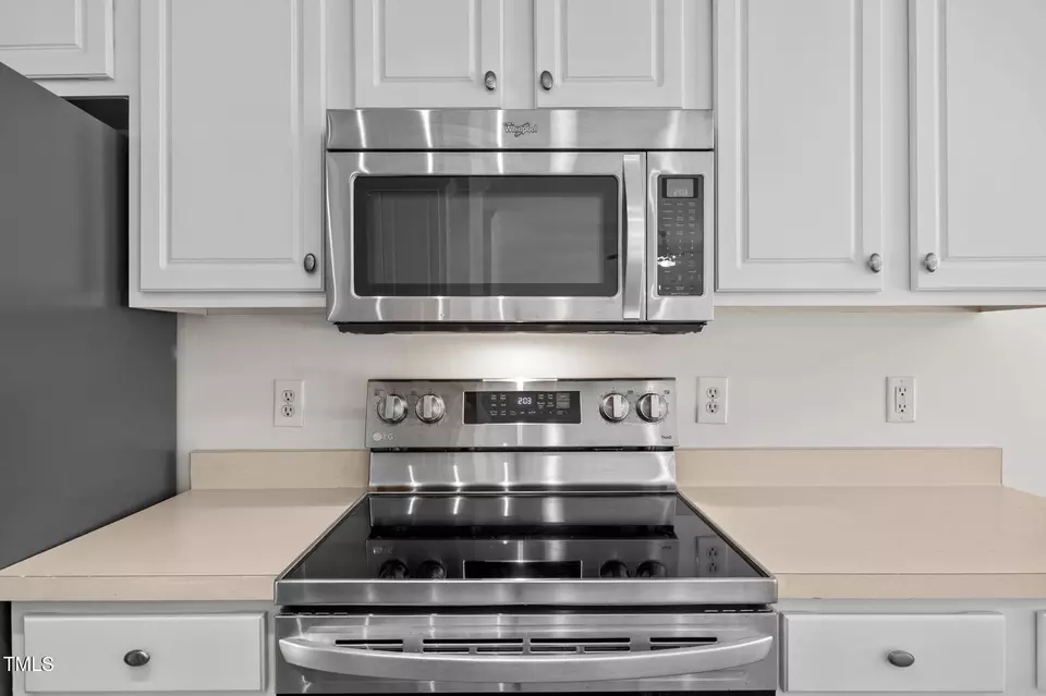 Kitchen - 18 Indian Pipe Trl, Bahama, NC 27503 photo 3 of 7