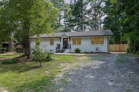 605 26th St, Butner, NC 27509