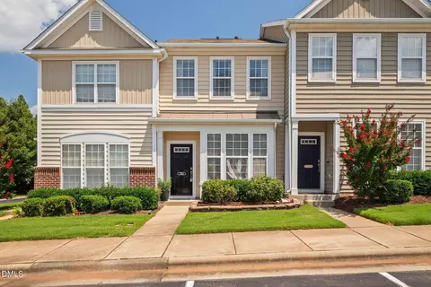 7864 Silverthread Ln, Raleigh, NC 27617