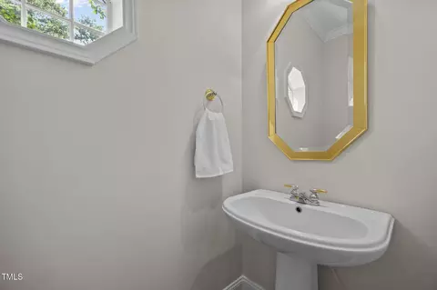 Bath - 524 Gardner St, Raleigh, NC 27607 photo 1 of 4