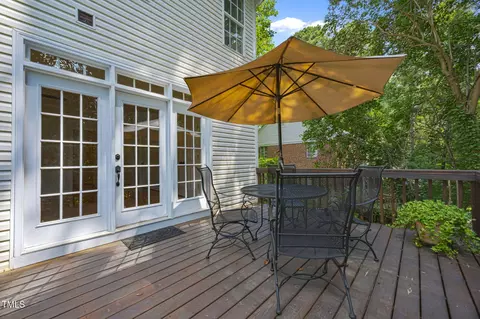 Exterior - 524 Gardner St, Raleigh, NC 27607 photo 6 of 11