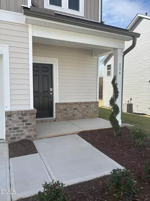 139 Favored Ave, Sanford, NC 27330